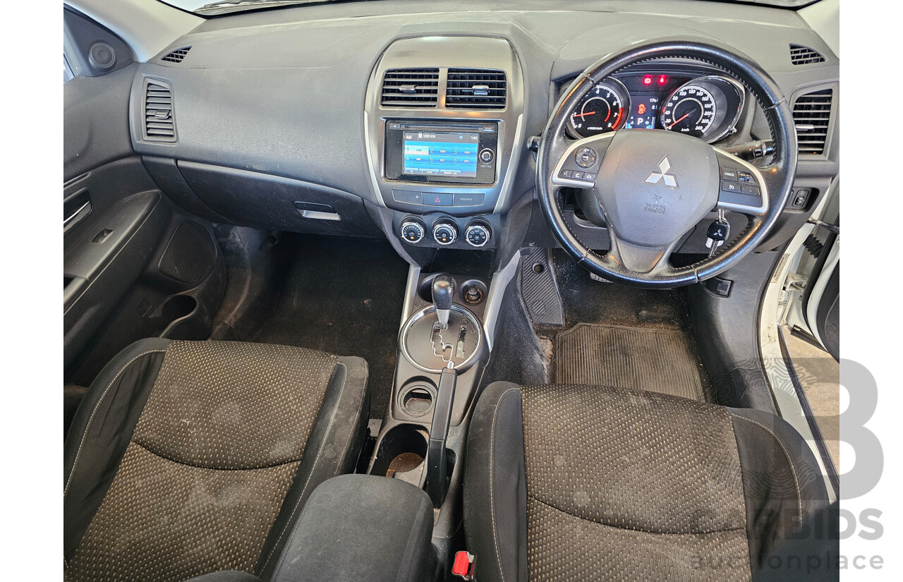 10/2013 Mitsubishi ASX (2wd) XB MY13 4d Wagon White 2.0L