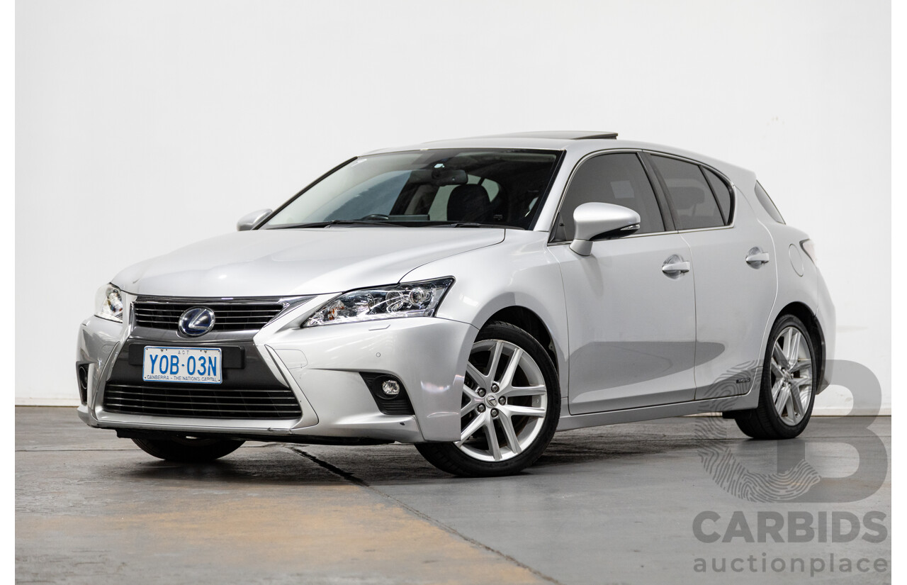 02/2015 Lexus CT 200H Hybrid Sports Luxury ZWA10R MY15 5D Hatchback Metallic Silver 1.8L