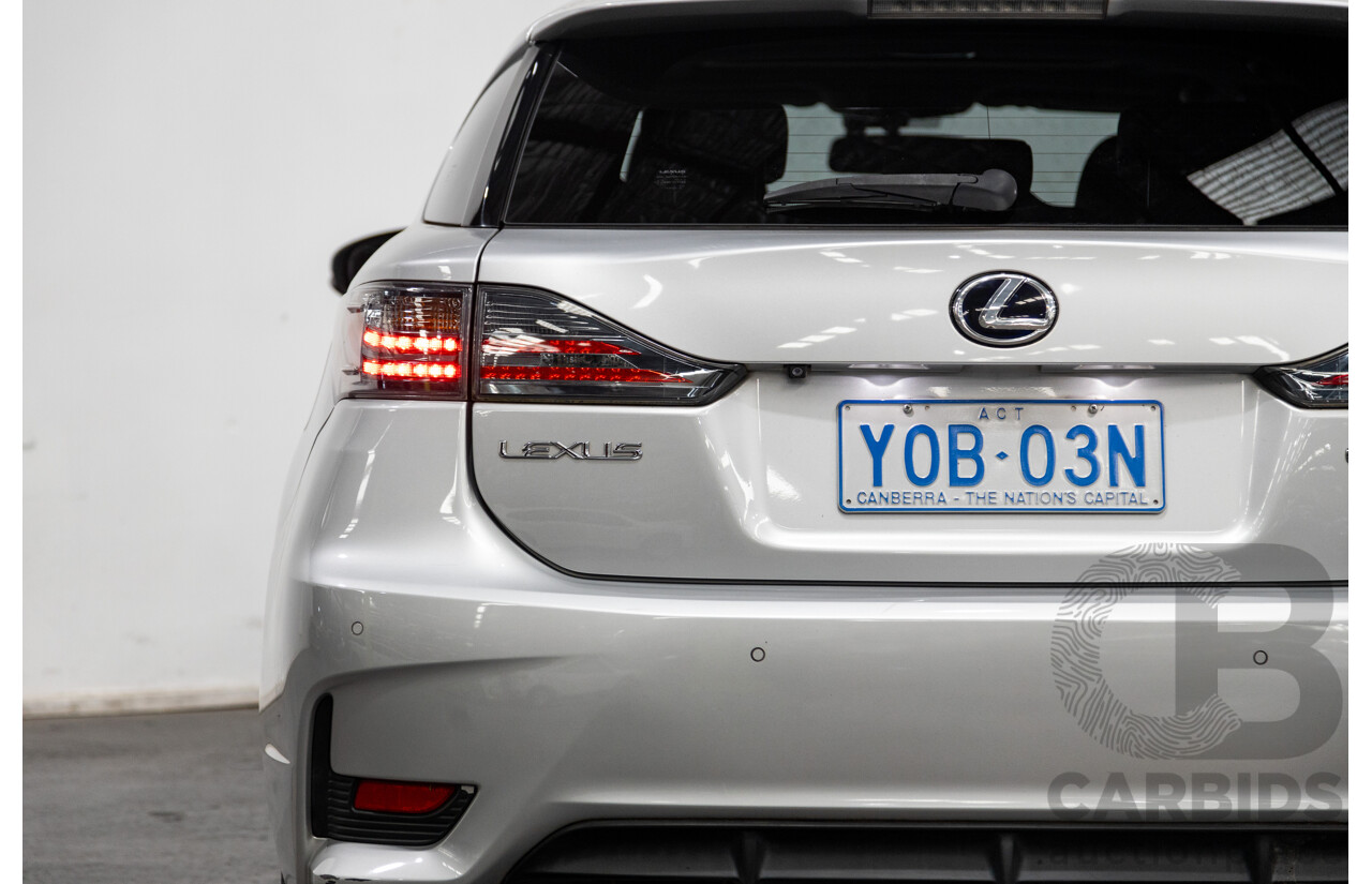 02/2015 Lexus CT 200H Hybrid Sports Luxury ZWA10R MY15 5D Hatchback Metallic Silver 1.8L