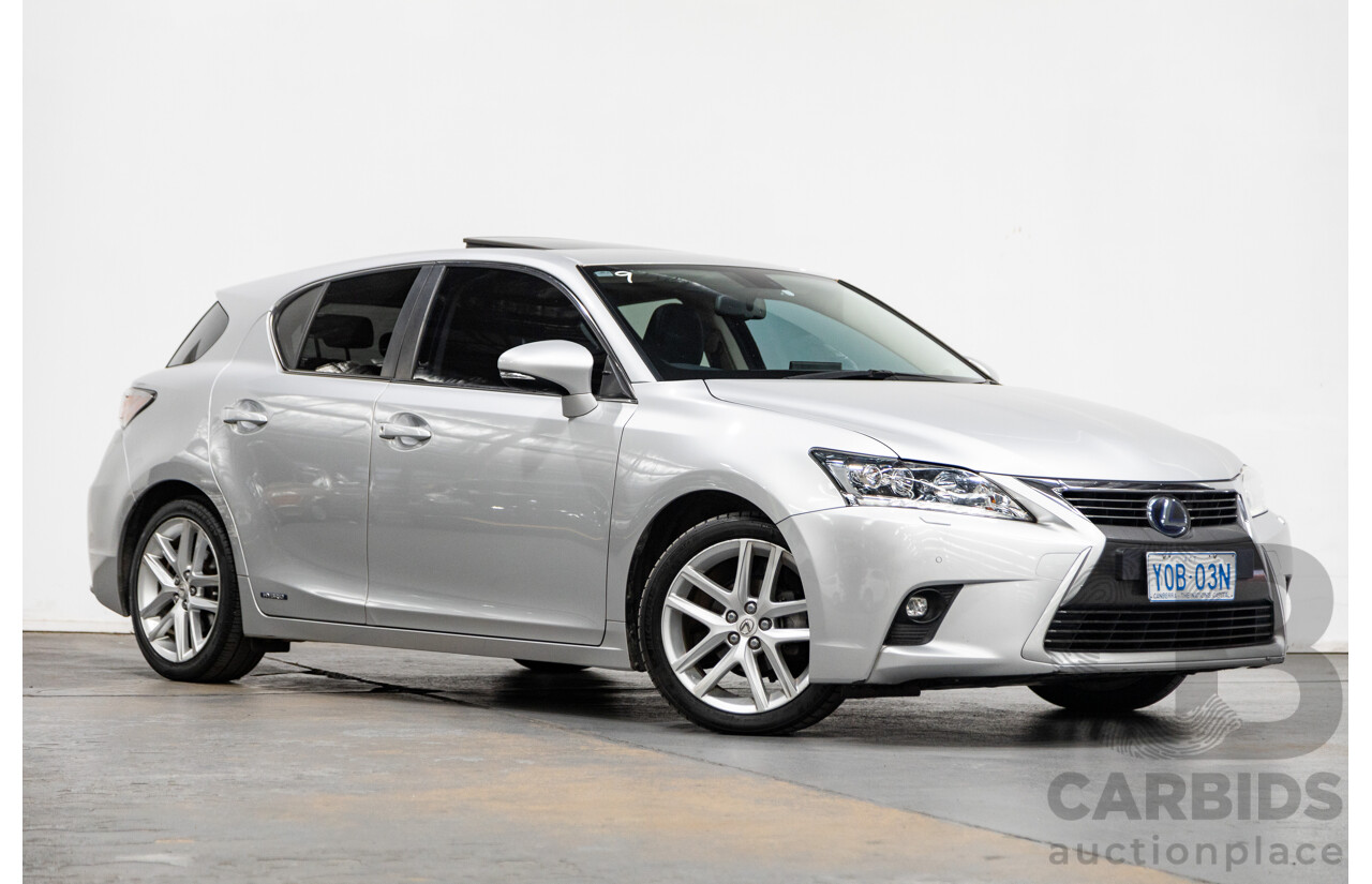 02/2015 Lexus CT 200H Hybrid Sports Luxury ZWA10R MY15 5D Hatchback Metallic Silver 1.8L