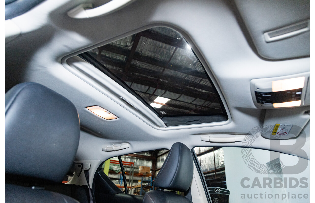 02/2015 Lexus CT 200H Hybrid Sports Luxury ZWA10R MY15 5D Hatchback Metallic Silver 1.8L