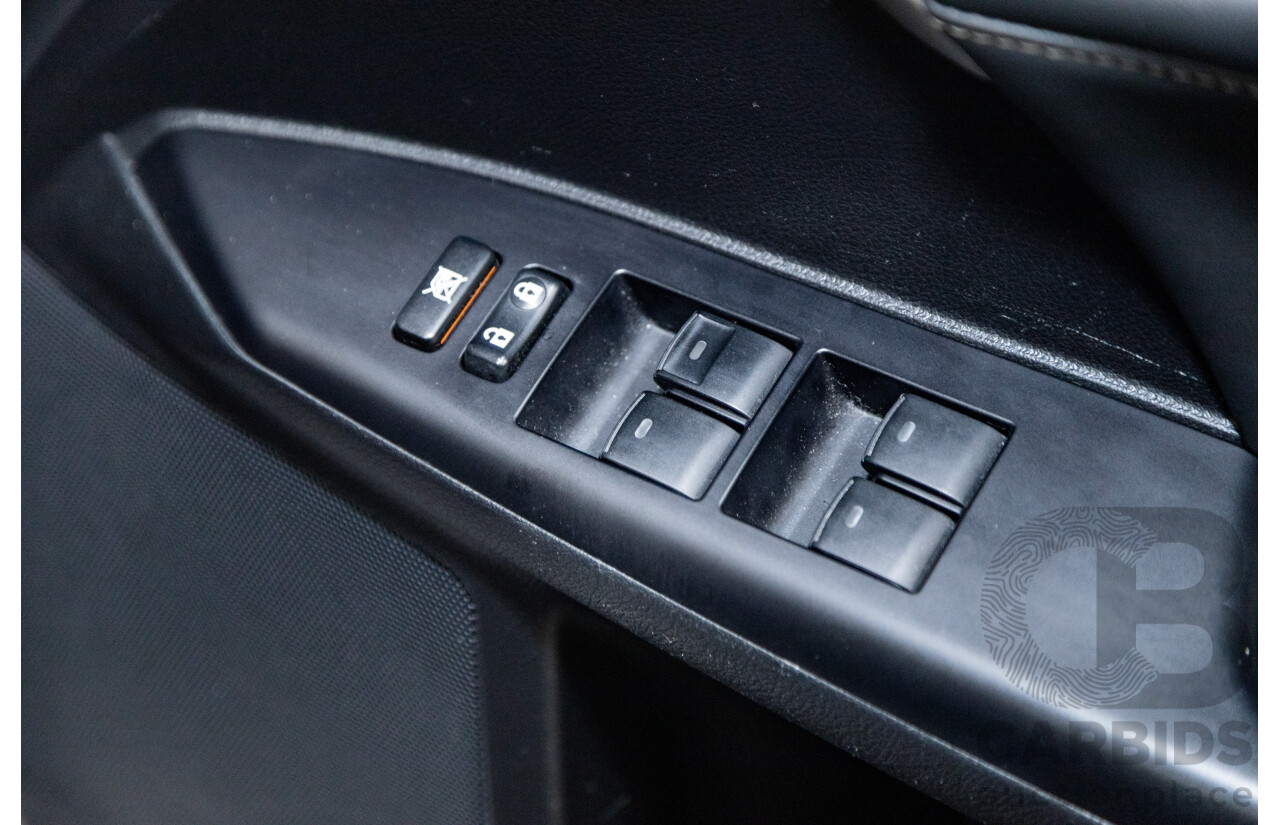 02/2015 Lexus CT 200H Hybrid Sports Luxury ZWA10R MY15 5D Hatchback Metallic Silver 1.8L