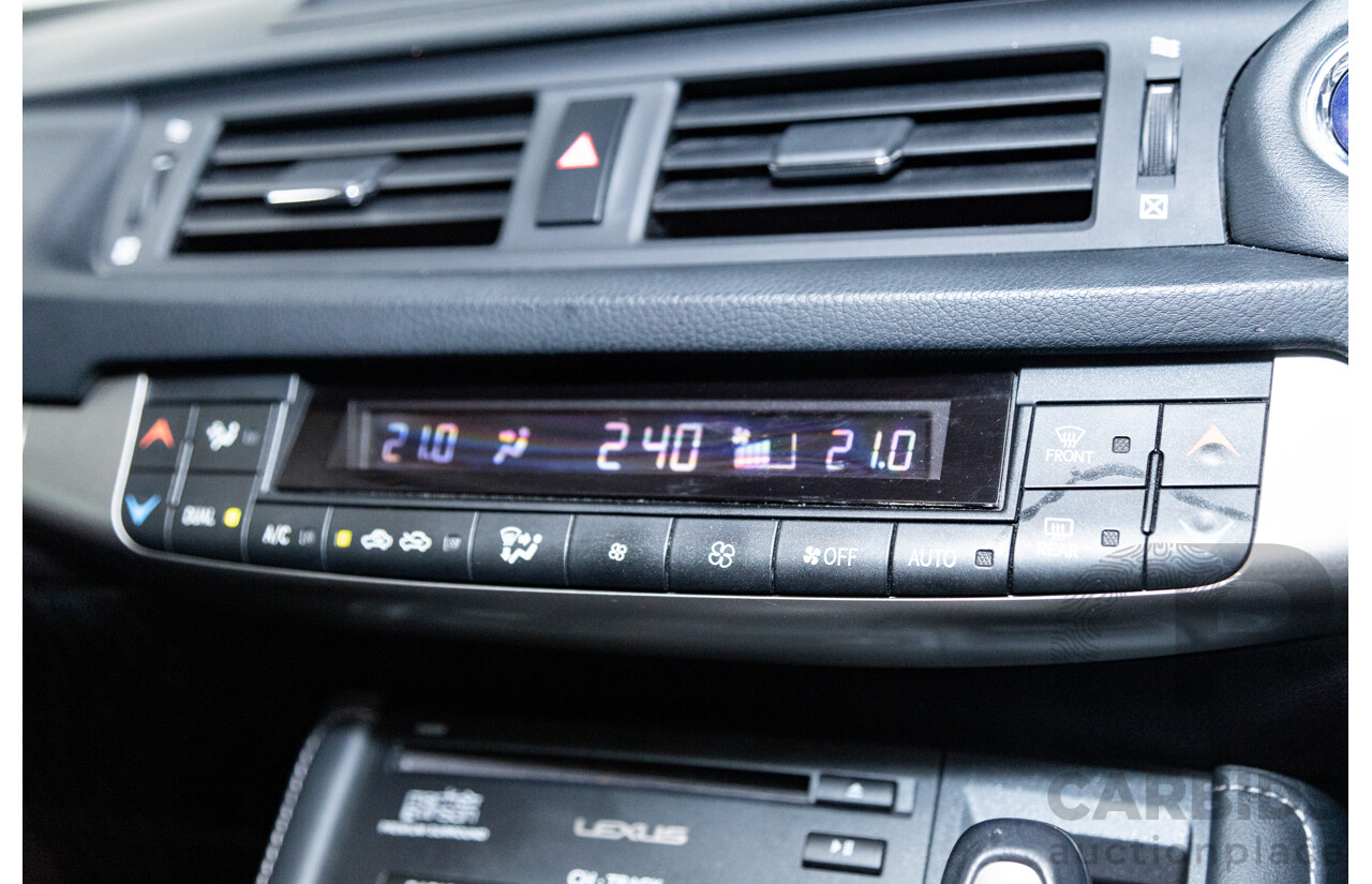 02/2015 Lexus CT 200H Hybrid Sports Luxury ZWA10R MY15 5D Hatchback Metallic Silver 1.8L