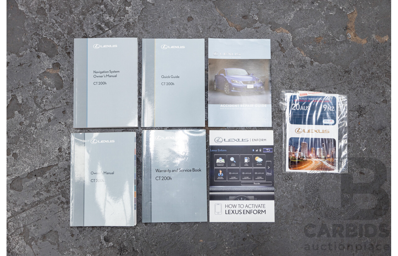 02/2015 Lexus CT 200H Hybrid Sports Luxury ZWA10R MY15 5D Hatchback Metallic Silver 1.8L