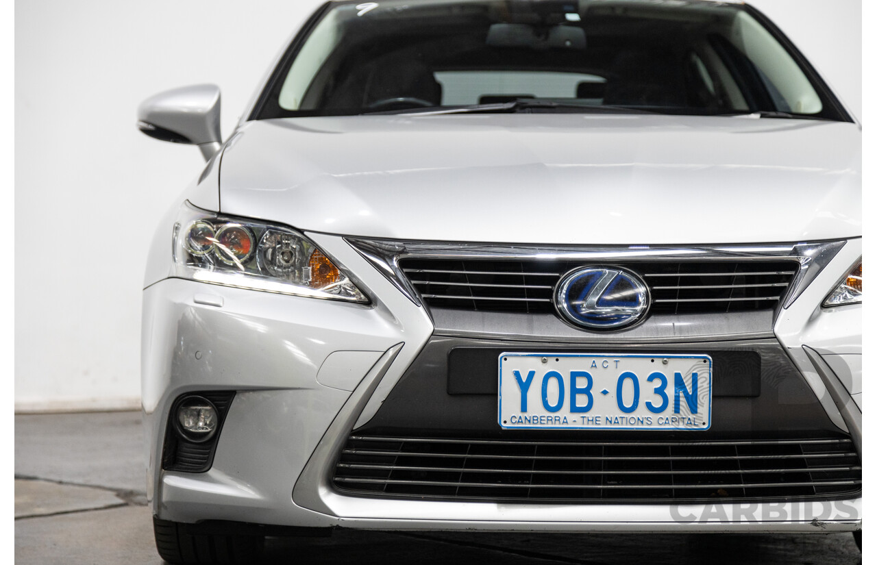 02/2015 Lexus CT 200H Hybrid Sports Luxury ZWA10R MY15 5D Hatchback Metallic Silver 1.8L
