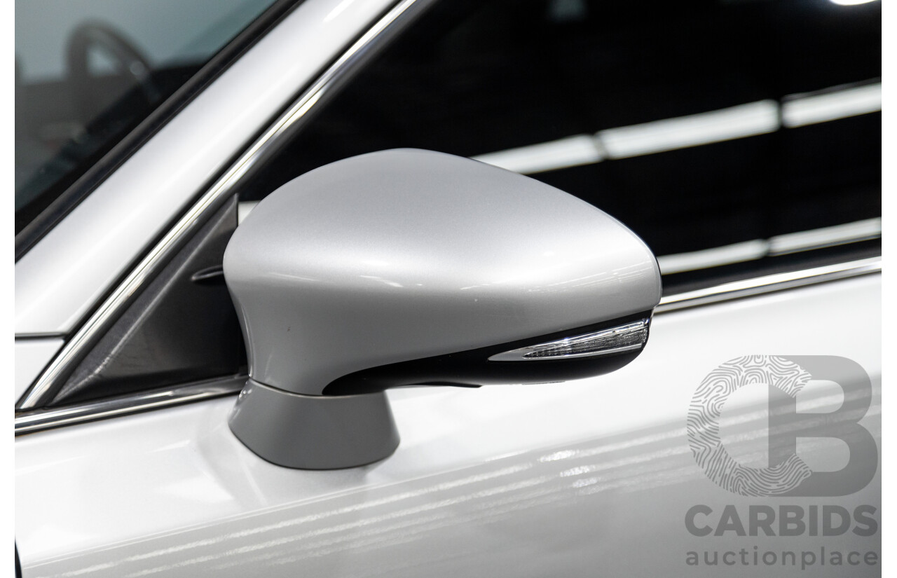 02/2015 Lexus CT 200H Hybrid Sports Luxury ZWA10R MY15 5D Hatchback Metallic Silver 1.8L