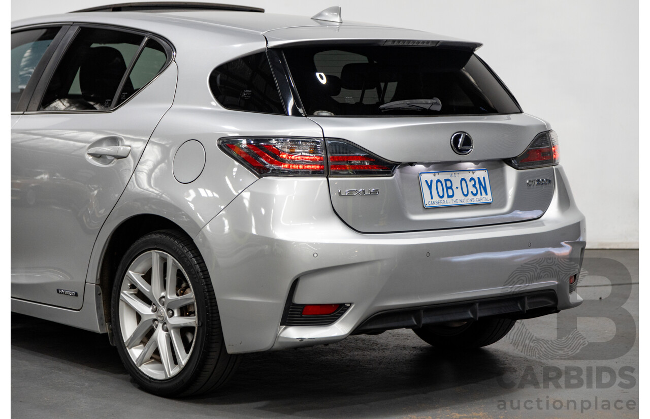 02/2015 Lexus CT 200H Hybrid Sports Luxury ZWA10R MY15 5D Hatchback Metallic Silver 1.8L