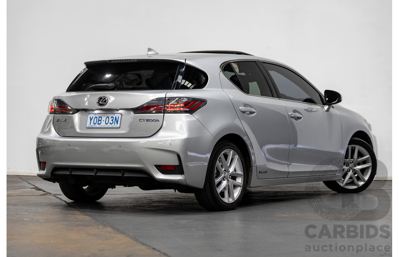 02/2015 Lexus CT 200H Hybrid Sports Luxury ZWA10R MY15 5D Hatchback Metallic Silver 1.8L