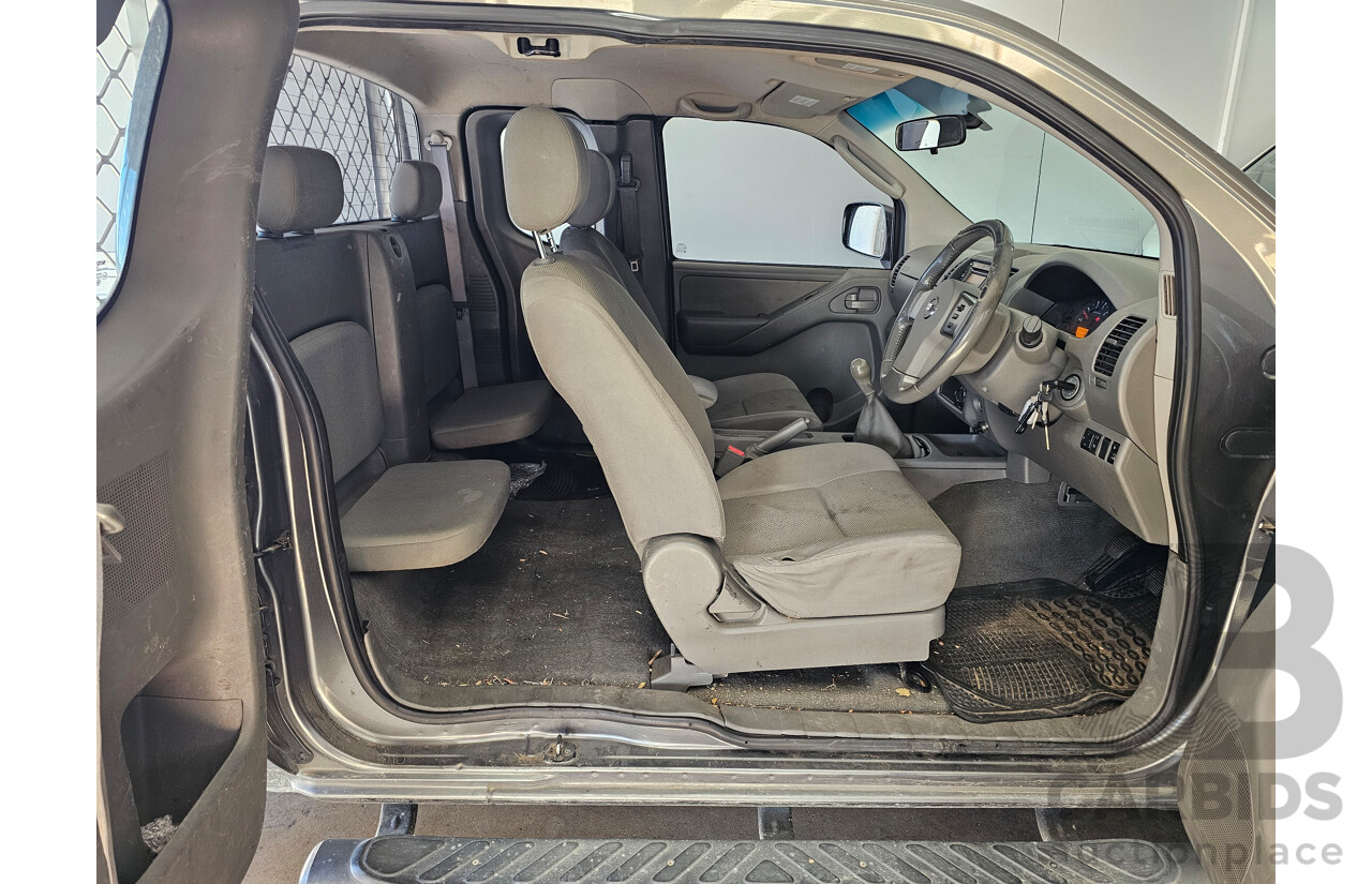 4/2009 Nissan Navara ST-X (4x4) D40 King C/Chas Grey 2.5L