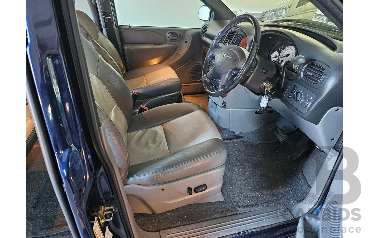 8/2007 Chrysler Grand Voyager Limited RG 05 UPGRADE 4d Wagon Blue 3.3L