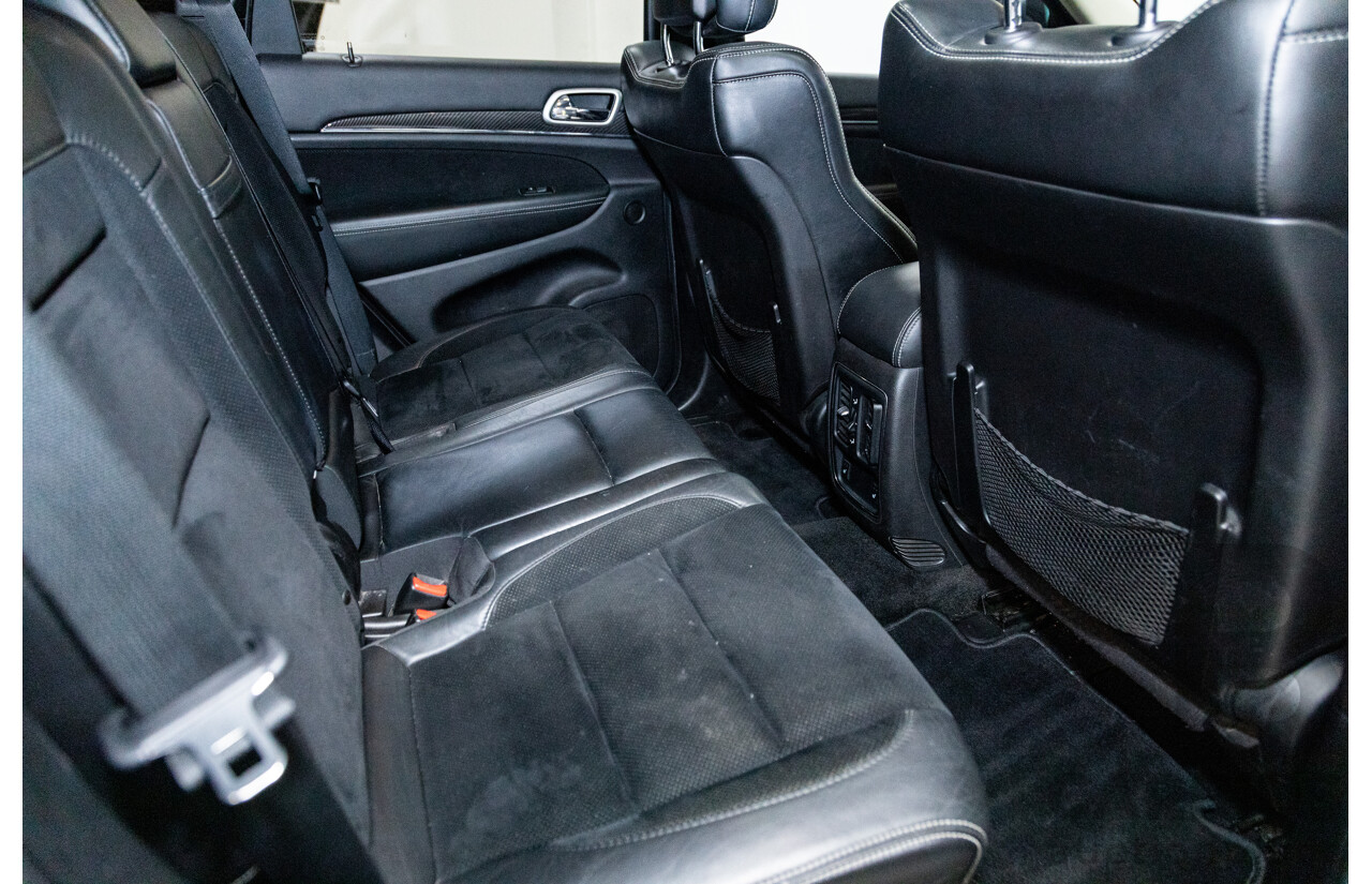 01/2013 Jeep Grand Cherokee SRT 8 Vapour Edition (AWD) WK MY13 4D Wagon Brilliant Black V8 6.4L