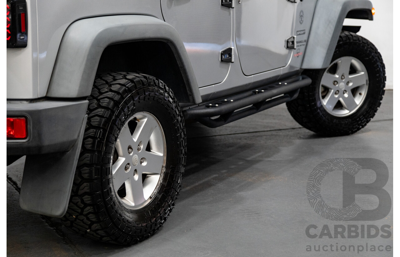 11/2010 Jeep Wrangler Unlimited Sport (4x4) JK MY09 4D Hardtop Convertible Silver V6 3.8L