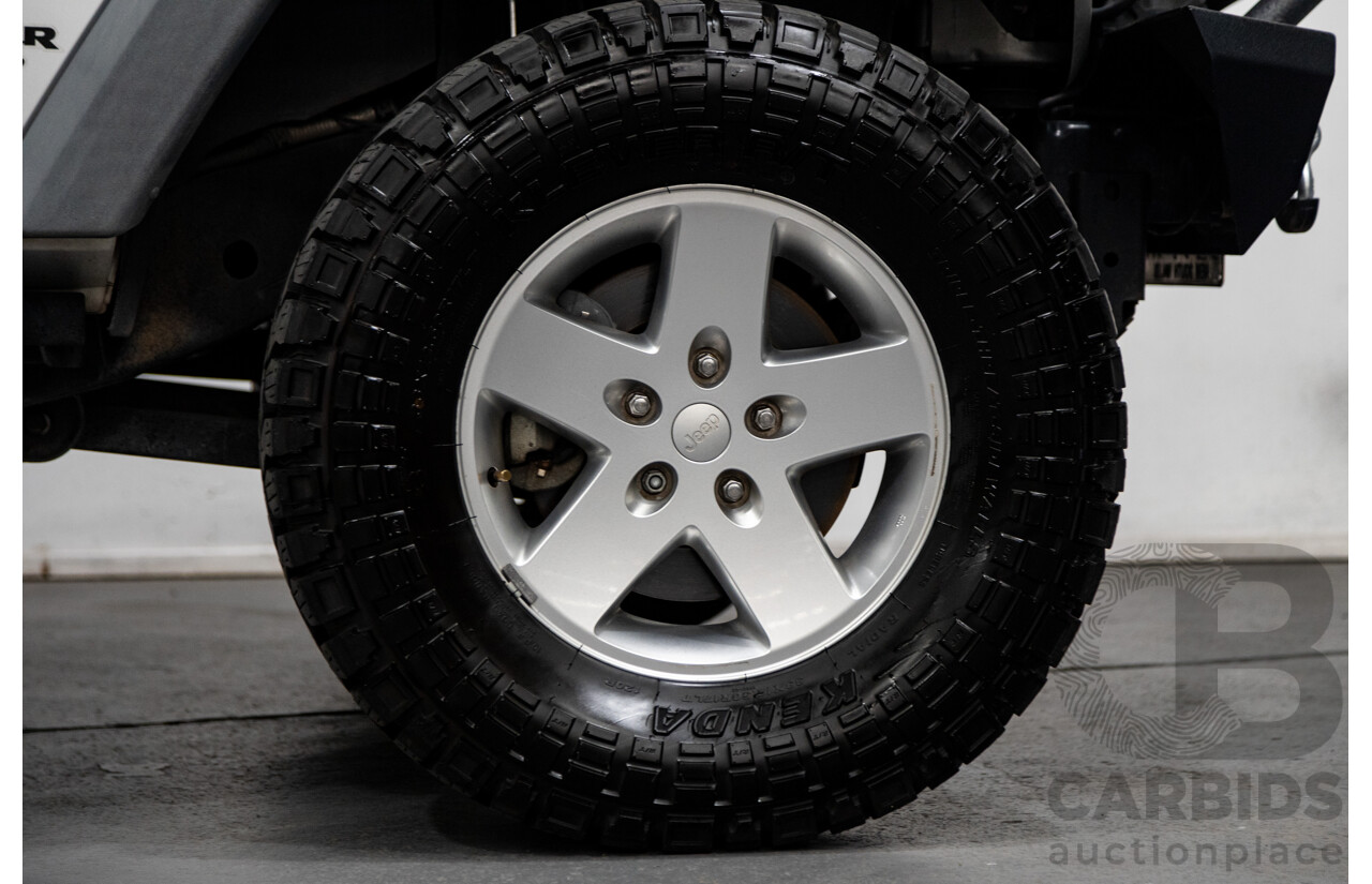 11/2010 Jeep Wrangler Unlimited Sport (4x4) JK MY09 4D Hardtop Convertible Silver V6 3.8L