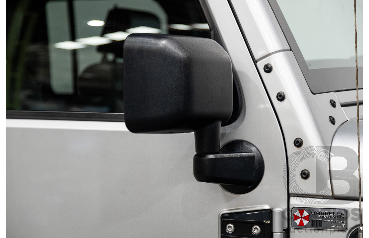 11/2010 Jeep Wrangler Unlimited Sport (4x4) JK MY09 4D Hardtop Convertible Silver V6 3.8L