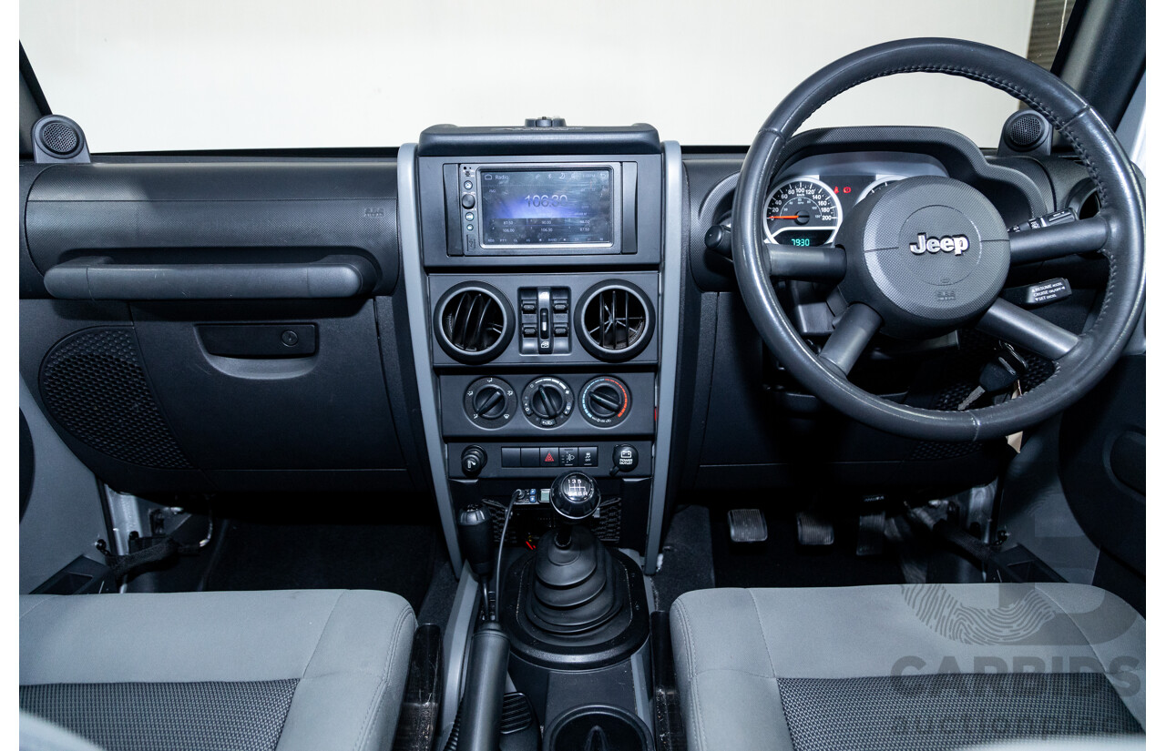 11/2010 Jeep Wrangler Unlimited Sport (4x4) JK MY09 4D Hardtop Convertible Silver V6 3.8L