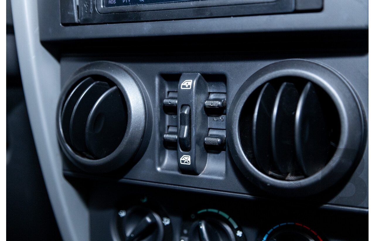 11/2010 Jeep Wrangler Unlimited Sport (4x4) JK MY09 4D Hardtop Convertible Silver V6 3.8L