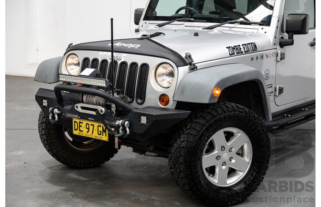 11/2010 Jeep Wrangler Unlimited Sport (4x4) JK MY09 4D Hardtop Convertible Silver V6 3.8L