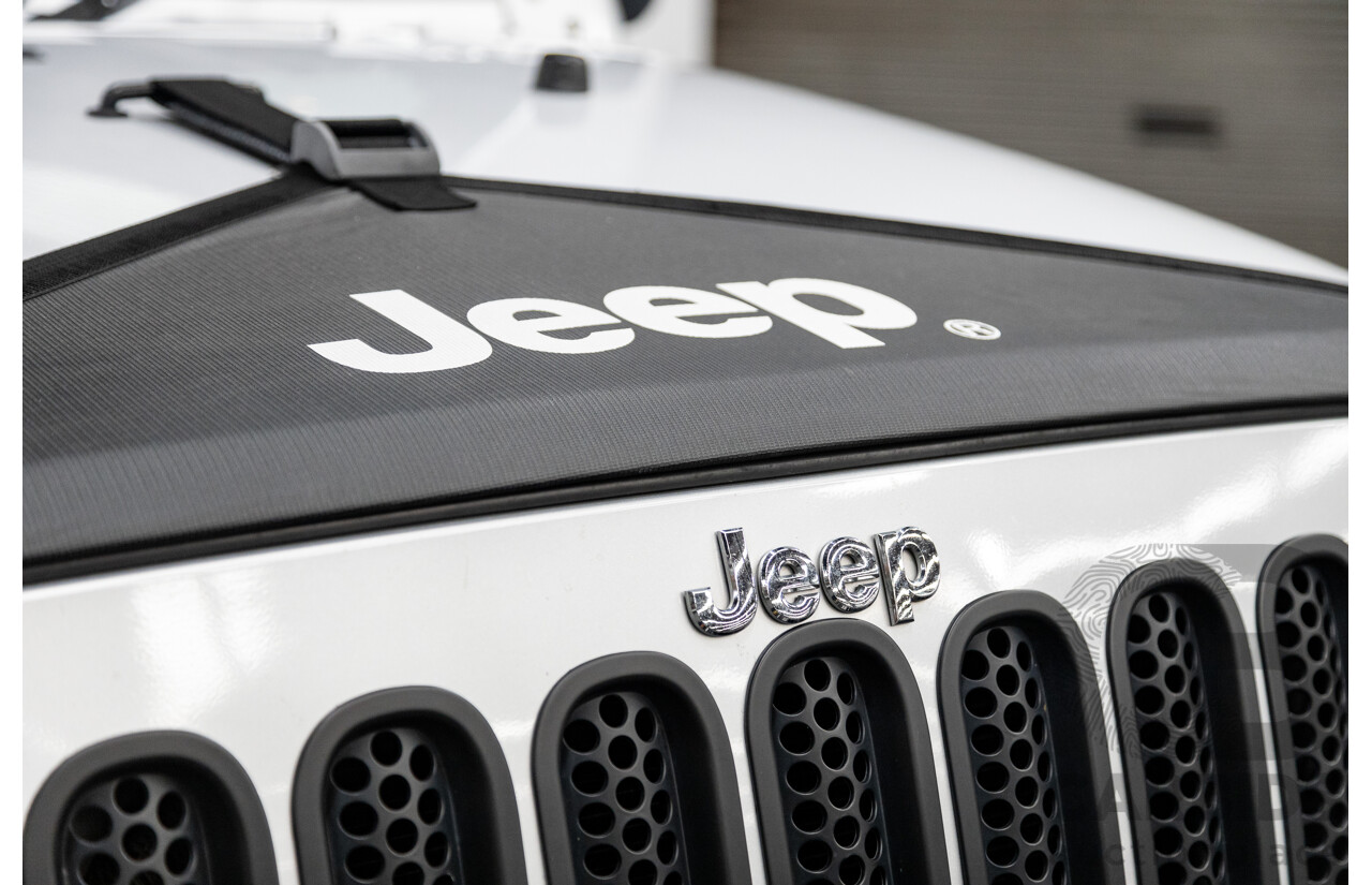 11/2010 Jeep Wrangler Unlimited Sport (4x4) JK MY09 4D Hardtop Convertible Silver V6 3.8L