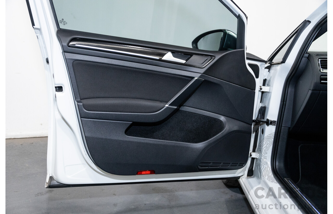 02/2015 Volkswagen Golf R (AWD) MK7 AU MY15 5D Hatchback White Turbo 2.0L