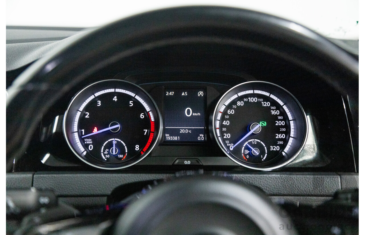 02/2015 Volkswagen Golf R (AWD) MK7 AU MY15 5D Hatchback White Turbo 2.0L