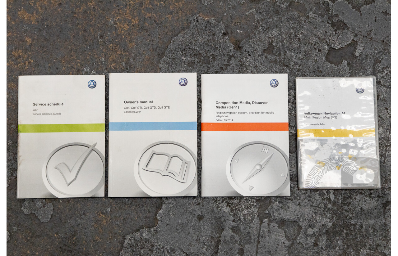 02/2015 Volkswagen Golf R (AWD) MK7 AU MY15 5D Hatchback White Turbo 2.0L