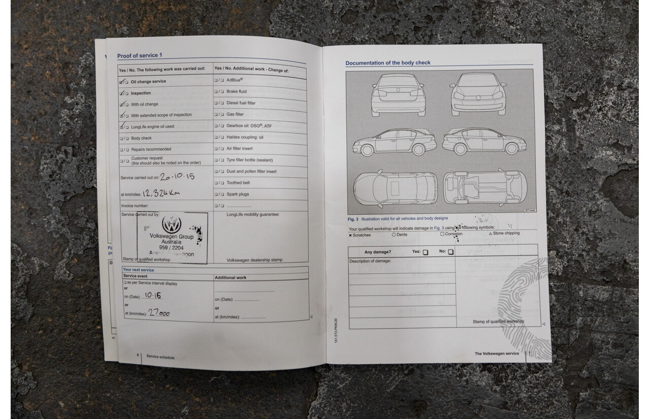 02/2015 Volkswagen Golf R (AWD) MK7 AU MY15 5D Hatchback White Turbo 2.0L
