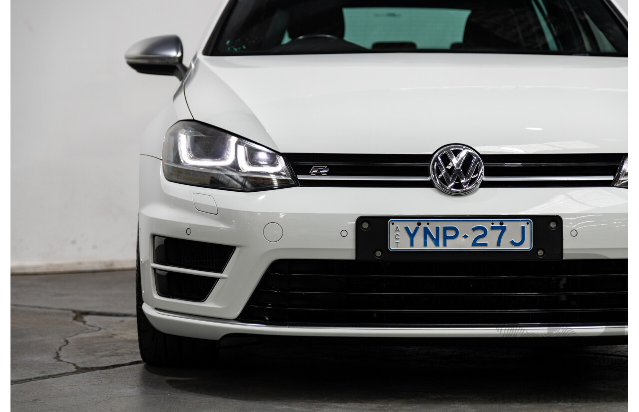 02/2015 Volkswagen Golf R (AWD) MK7 AU MY15 5D Hatchback White Turbo 2.0L