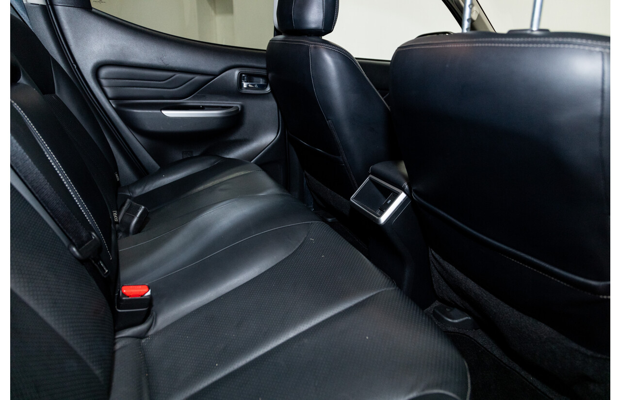 10/2020 Mitsubishi Triton GSR (4x4) MR MY20 Double Cab P/Up Sunflare Orange Turbo Diesel 2.4L