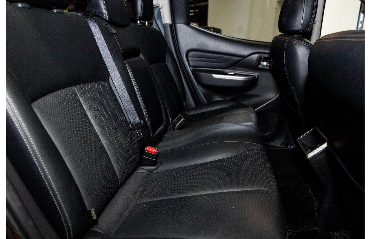 10/2020 Mitsubishi Triton GSR (4x4) MR MY20 Double Cab P/Up Sunflare Orange Turbo Diesel 2.4L