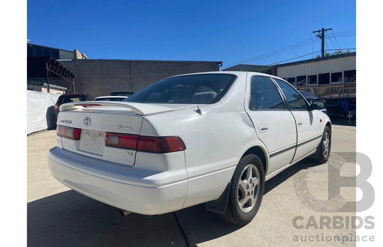 07/2000 Toyota Camry TOURING FWD MCV20R 4D Sedan White 3.0L