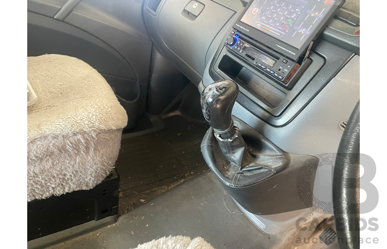 9/2005 Mercedes-Benz Vito 109cdi LONG Hi-Roof  4d Van White 2.1L - Campervan