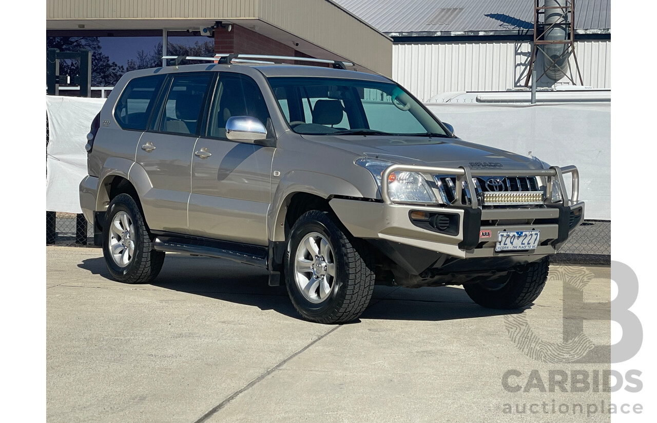 10/2005 Toyota Landcruiser Prado GXL (4x4) KZJ120R 4d Wagon Gold 3.0L