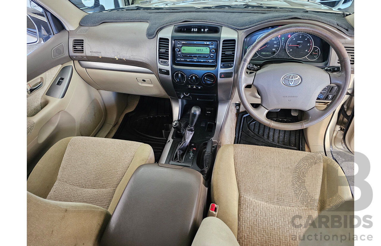 10/2005 Toyota Landcruiser Prado GXL (4x4) KZJ120R 4d Wagon Gold 3.0L