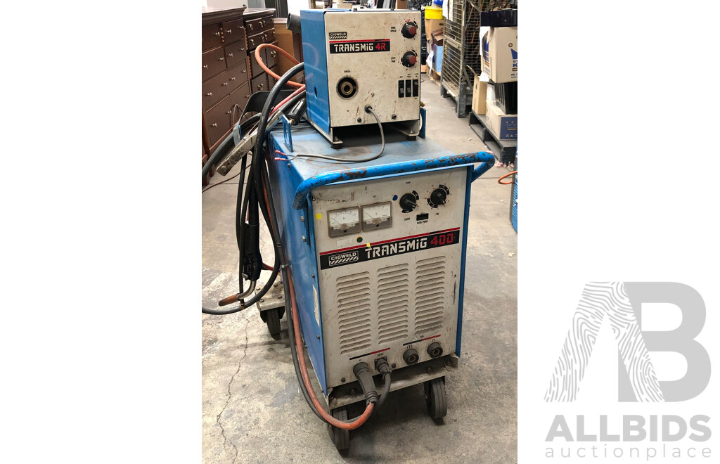 Cigweld Transmig 400 MIG Welder with Transmig 4R Wire Feeder