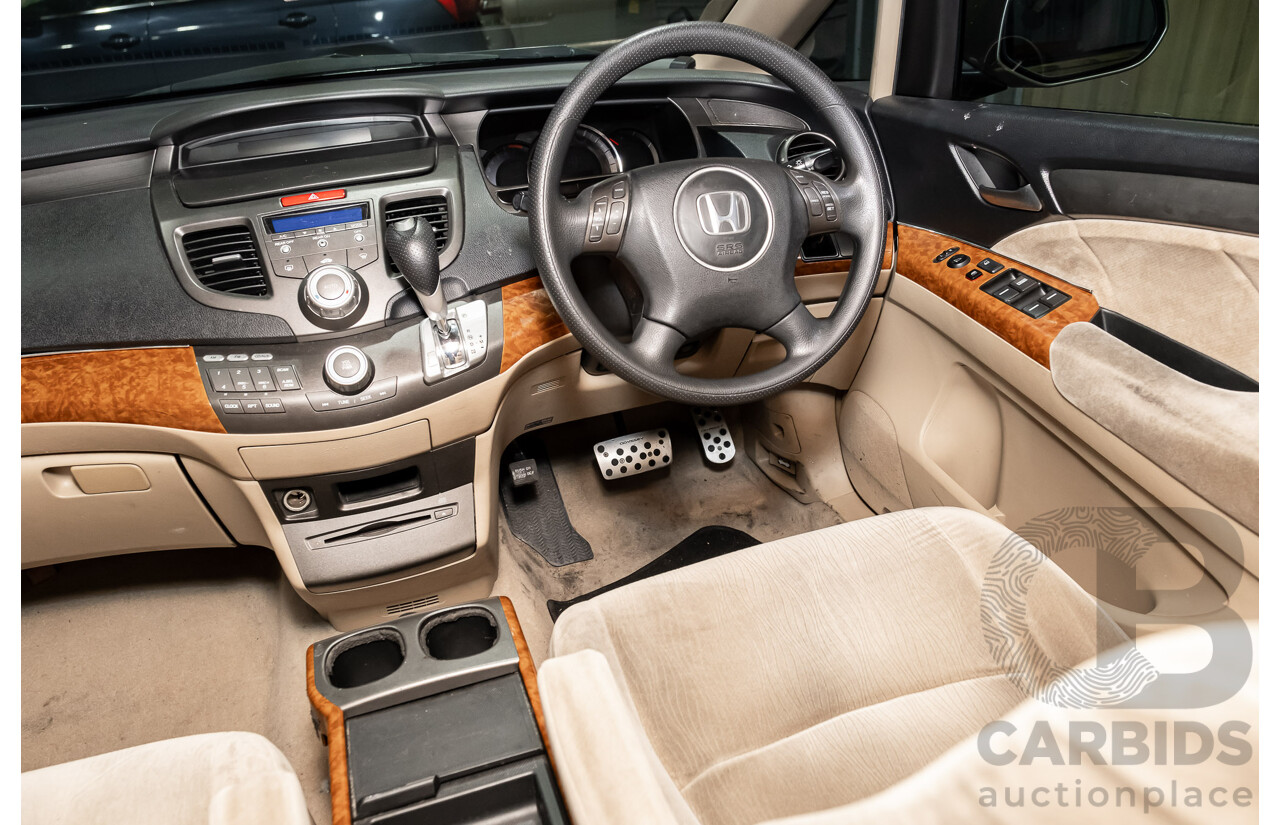 9/2005 Honda Odyssey 4d Wagon Metallic Gold 2.4L