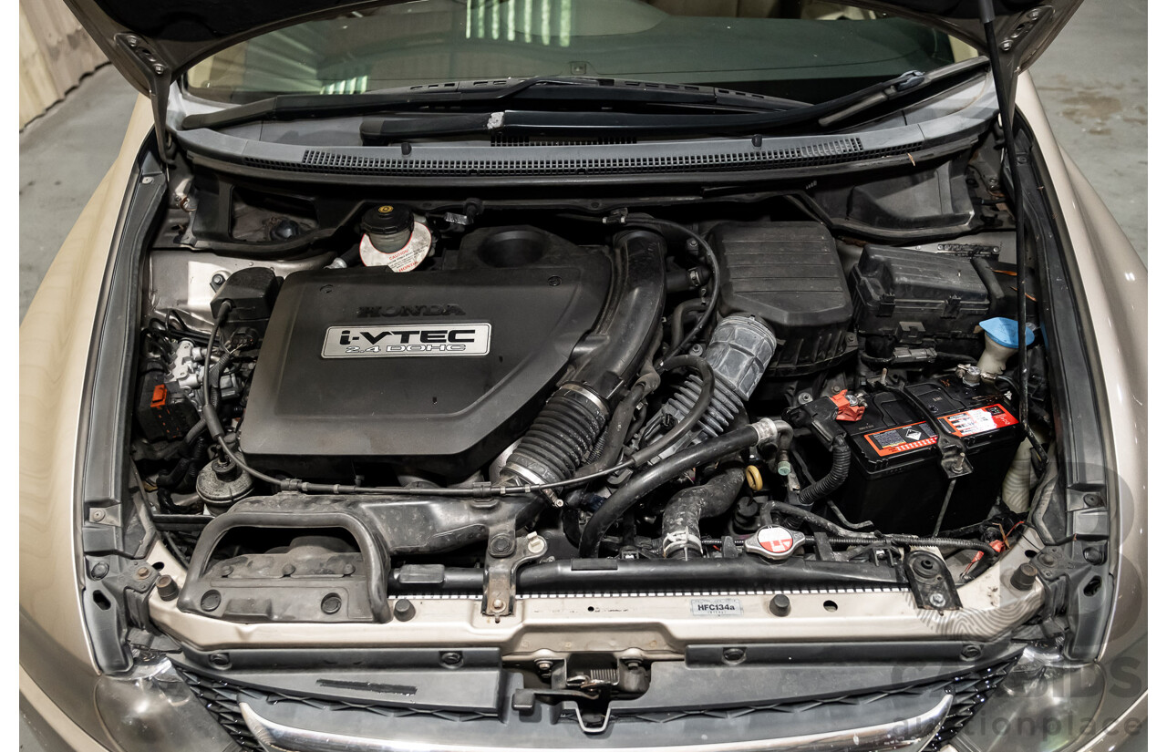 9/2005 Honda Odyssey 4d Wagon Metallic Gold 2.4L