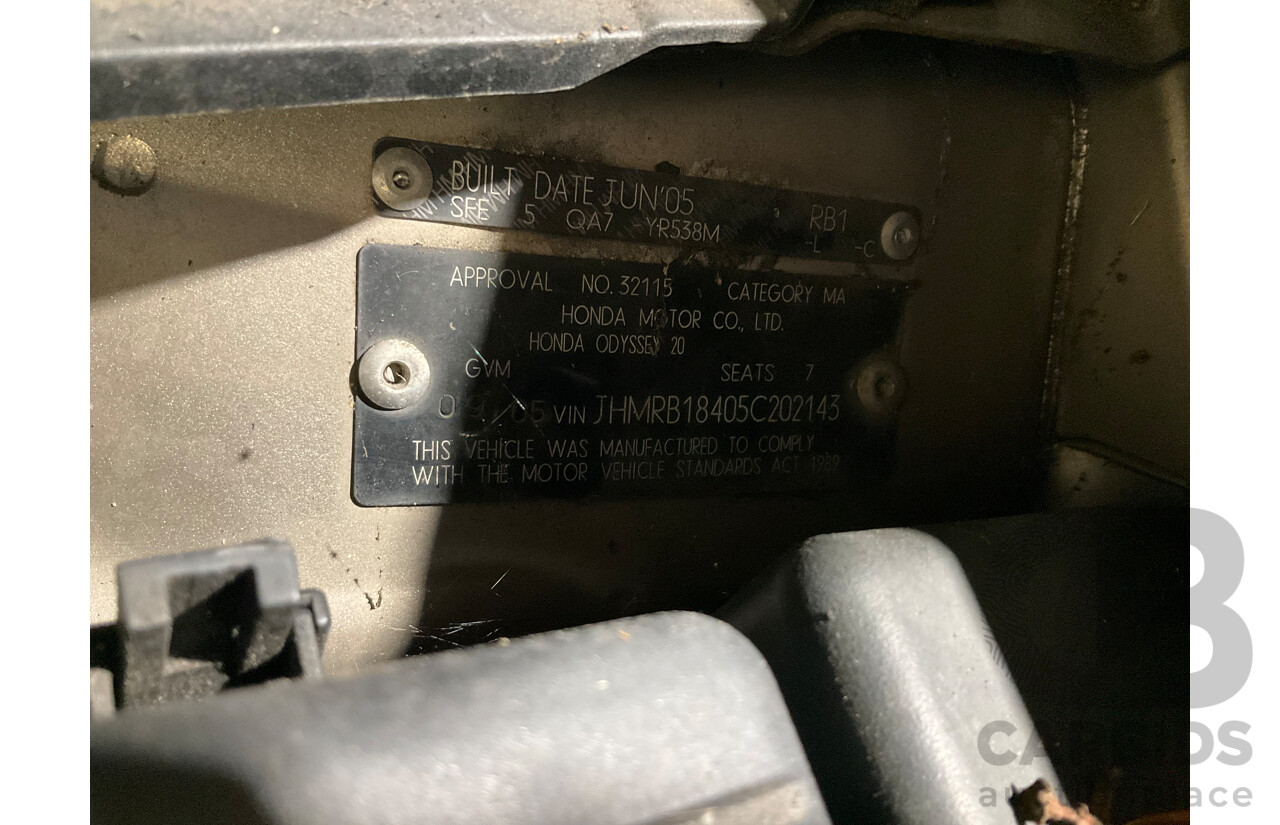 9/2005 Honda Odyssey 4d Wagon Metallic Gold 2.4L