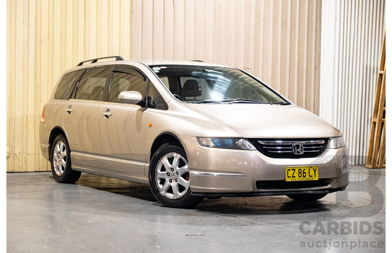 9/2005 Honda Odyssey 4d Wagon Metallic Gold 2.4L