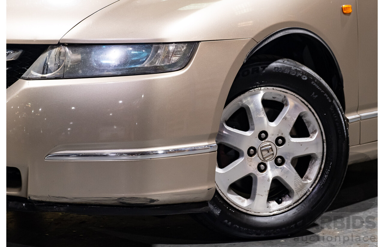 9/2005 Honda Odyssey 4d Wagon Metallic Gold 2.4L