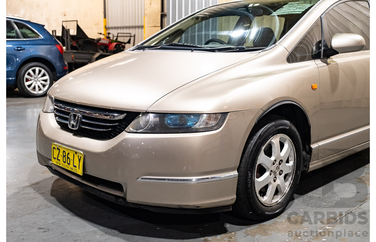9/2005 Honda Odyssey 4d Wagon Metallic Gold 2.4L