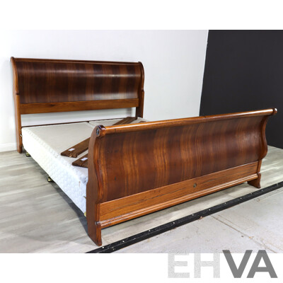 King Size Oak Sleigh Bed by Wentworth Furniture