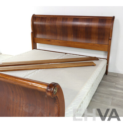 King Size Oak Sleigh Bed by Wentworth Furniture