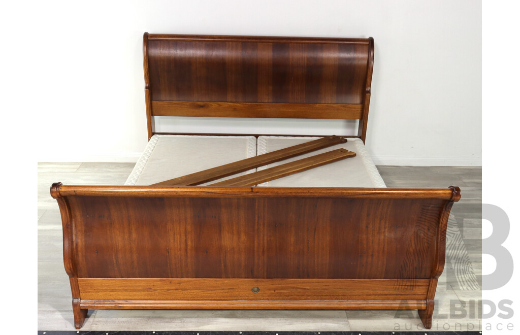 King Size Oak Sleigh Bed by Wentworth Furniture