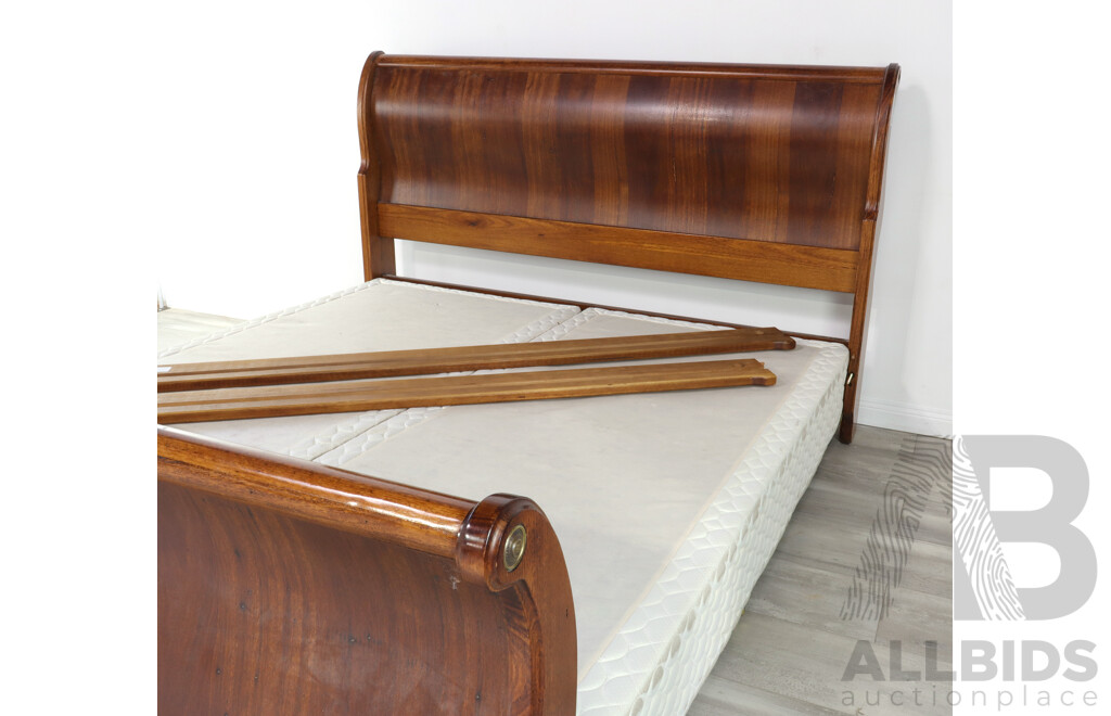 King Size Oak Sleigh Bed by Wentworth Furniture