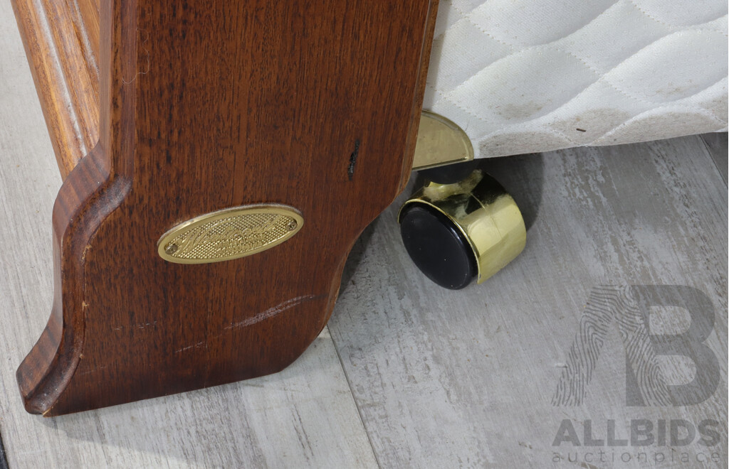 King Size Oak Sleigh Bed by Wentworth Furniture