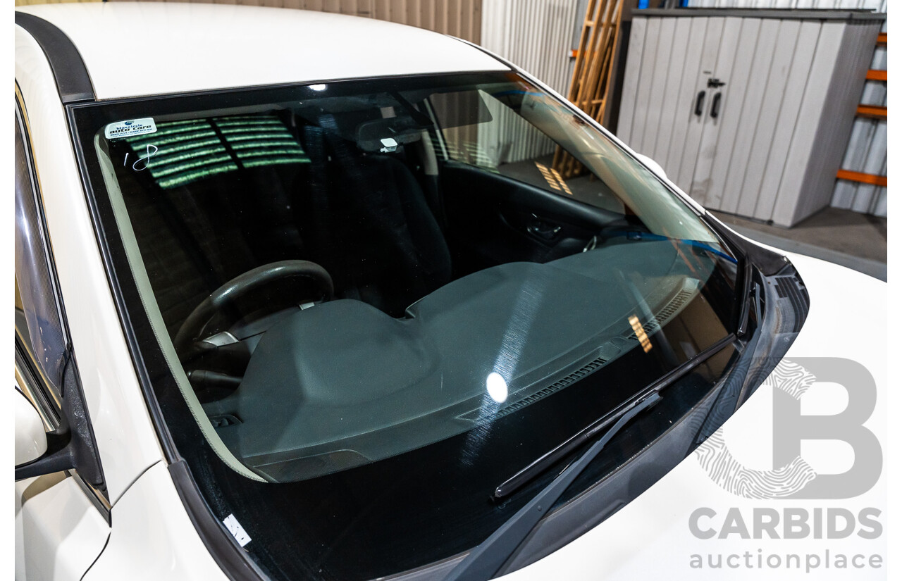 6/2016 Nissan X-Trail ST (fwd) T32 4d Wagon White 2.5L - 7 Seater