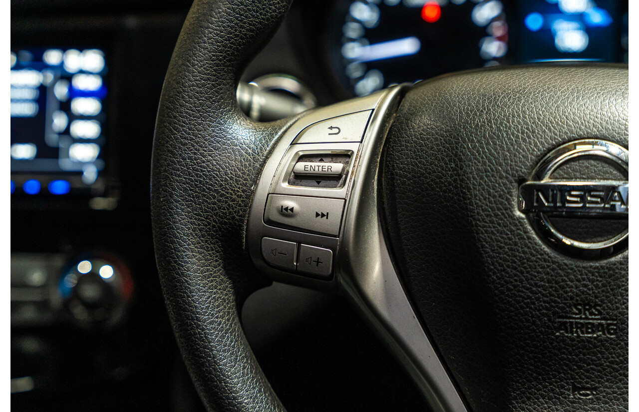 6/2016 Nissan X-Trail ST (fwd) T32 4d Wagon White 2.5L - 7 Seater