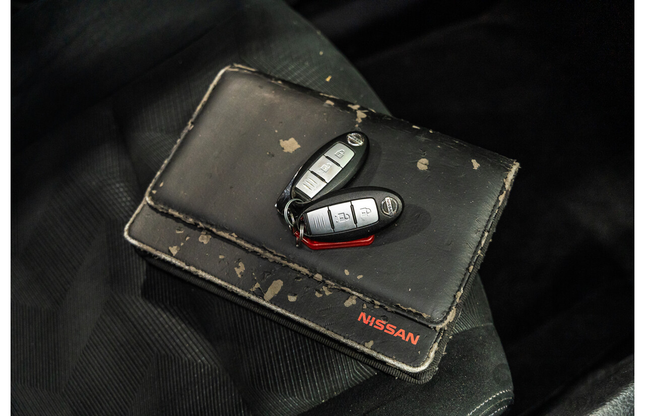 6/2016 Nissan X-Trail ST (fwd) T32 4d Wagon White 2.5L - 7 Seater