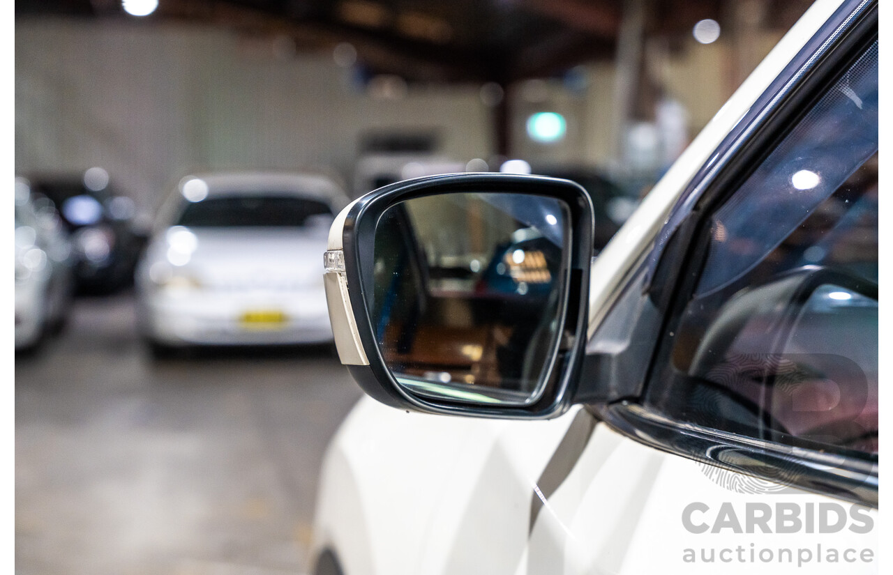 6/2016 Nissan X-Trail ST (fwd) T32 4d Wagon White 2.5L - 7 Seater