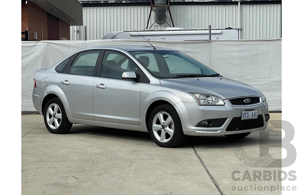 11/2007 Ford Focus LX FWD LT 4D Sedan Silver 2.0L